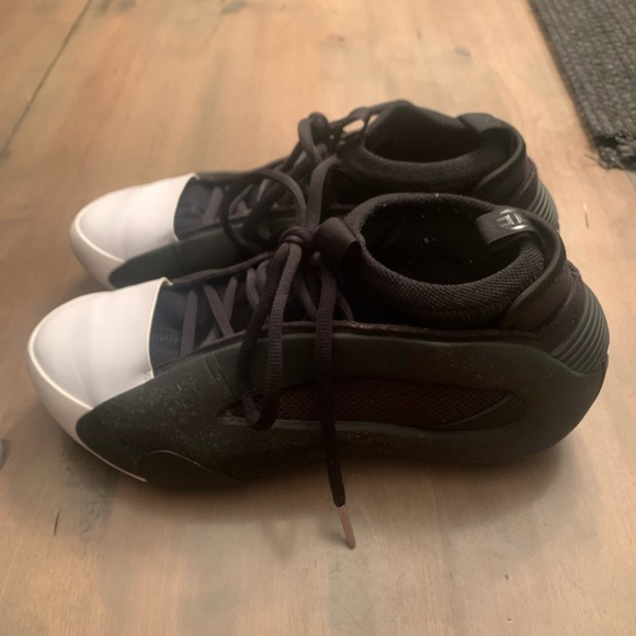 Harden vol 8 - Picture 3 of 4